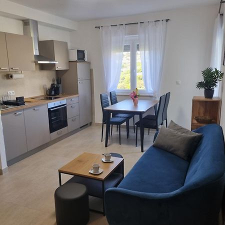 Apartment Oliva Krk Town Eksteriør bilde